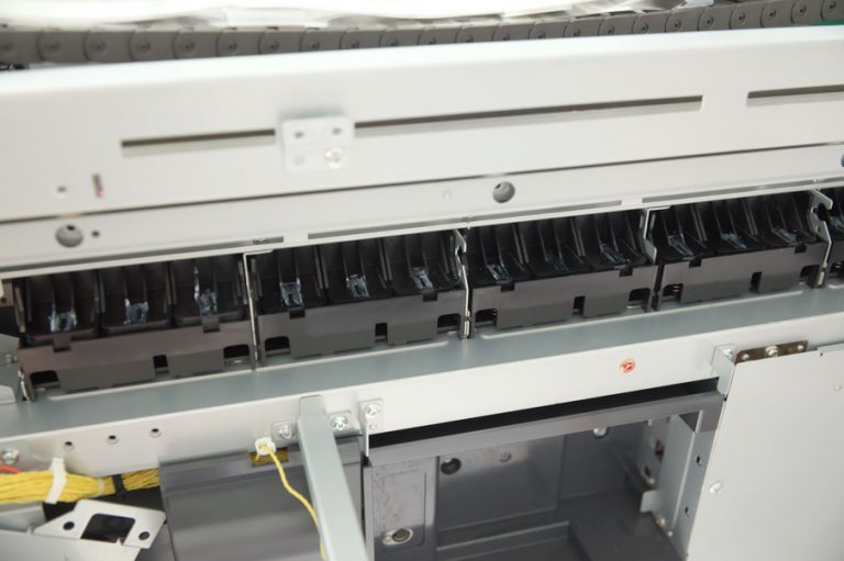 Wrestling with PrinterInduced Roller Marks on Paper CACAO EDITIONS